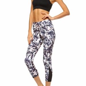 ABSTRACT PRINT LEGGINGS